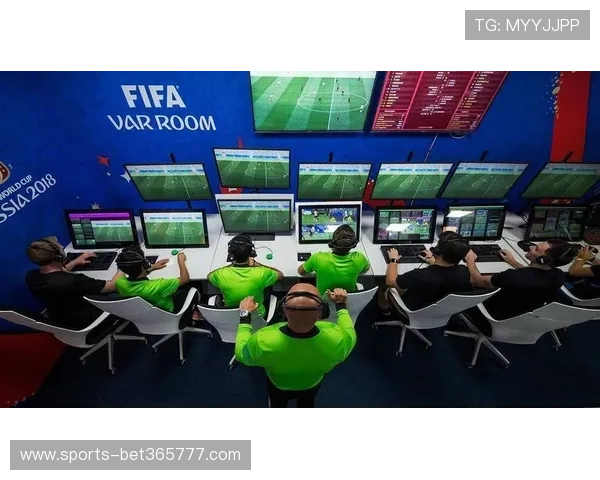 365足球手机娱乐，为用户提供便捷的足球比赛回放和高清直播